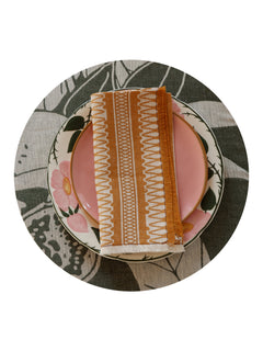 Moye Linen Damask Tutti Le Foglie Charger Plate1